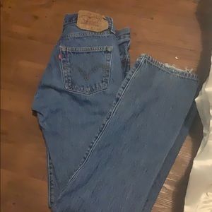 Mid rise vintage Levi’s